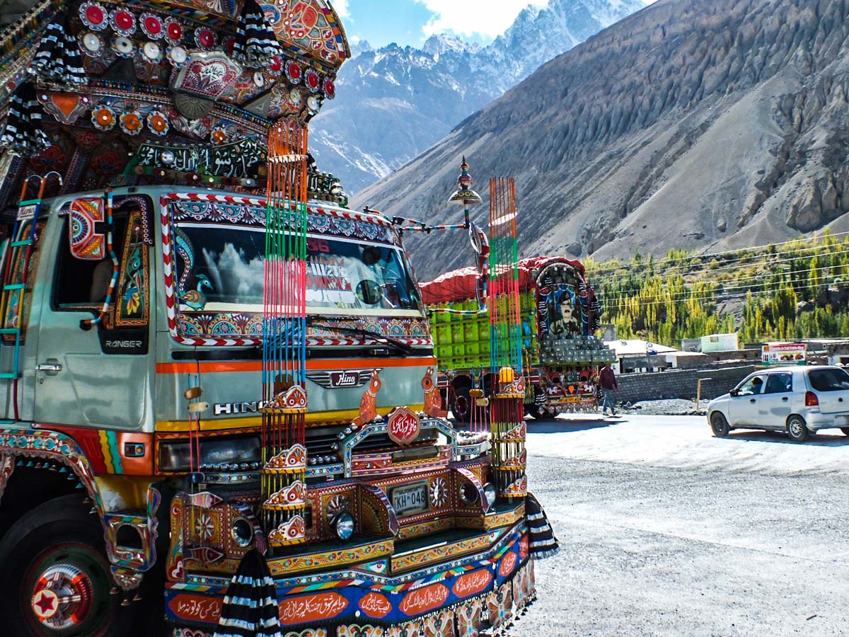 camiones en Karakorum highway otro mapa